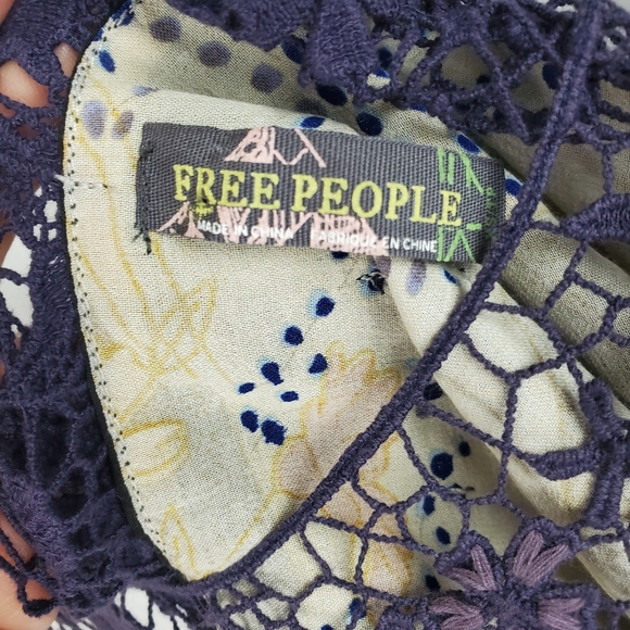 Free people, XS, mini dress with crochet neckline - Picture 7 of 9